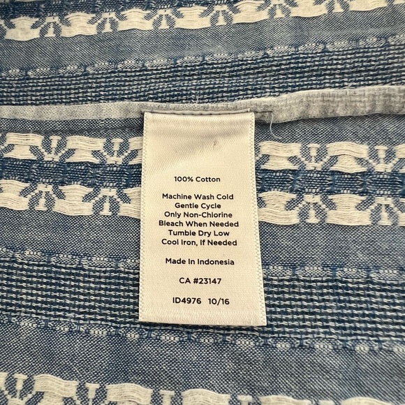 Denim chambray blouse by TALBOTS size small - Picture 8 of 8